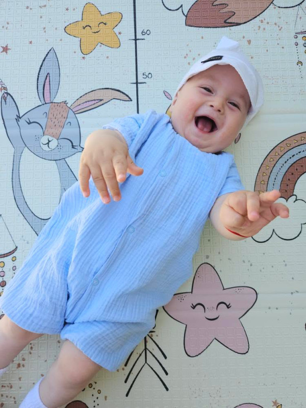 Rampersy Mušelín s cvokmi, farba BABY BLUE