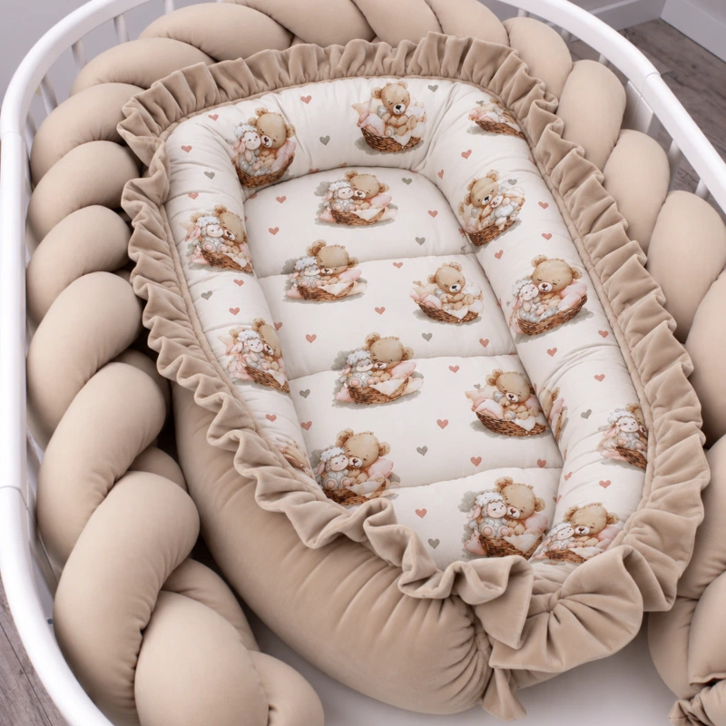 Hniezdo do postieľky bavlna - MACKO S OVEČKOU velvet CAPPUCINO