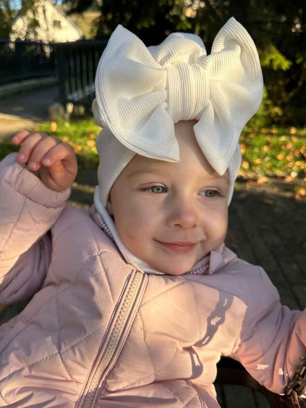 Turban s Mašľou Rebro bavlnená detská čiapka SMOTANOVÁ 1