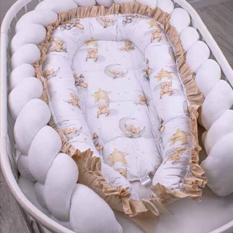 Hniezdo do postieľky pre bábätko – mäkké ochranné hniezdo v neutrálnych farbách