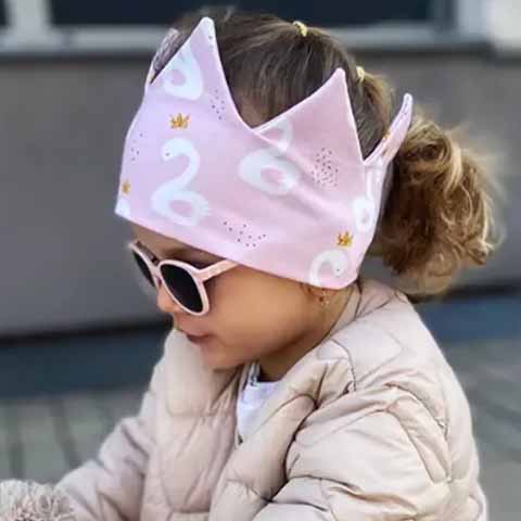 Korunková čelenka pre dieťa, pohodlný a jemný strih v tvare korunky, štýlový doplnok na každodenné nosenie